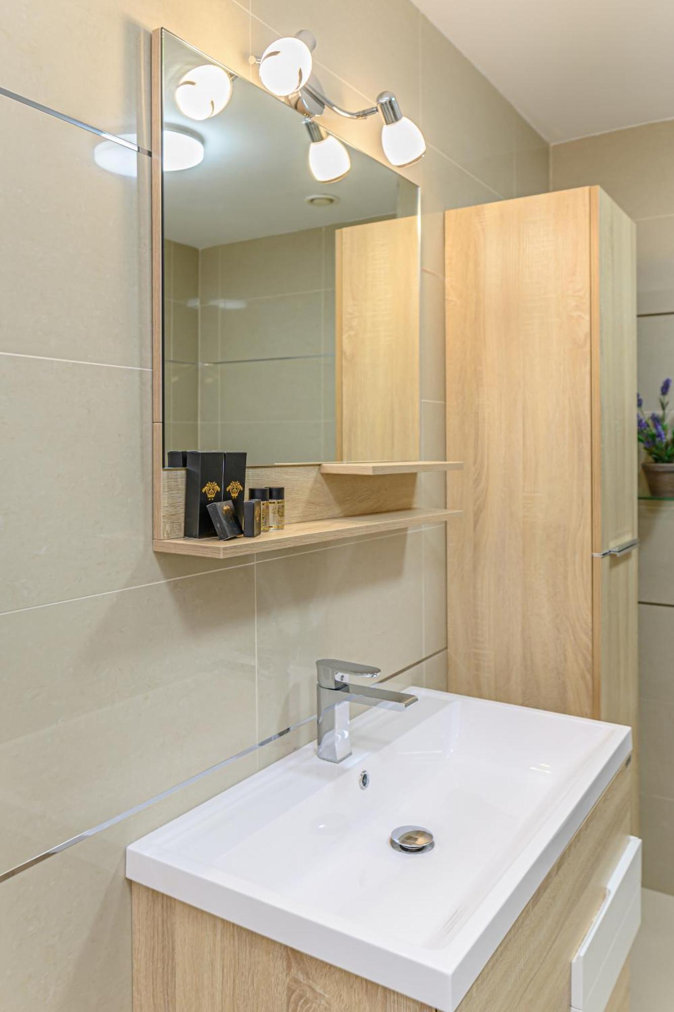 B41 Apartment ポイアナ・ブラショフ エクステリア 写真