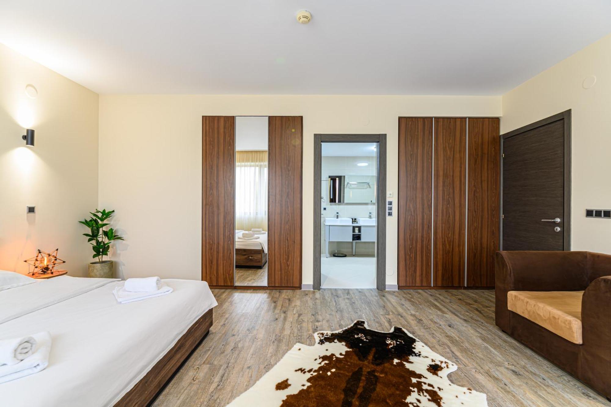 B41 Apartment ポイアナ・ブラショフ エクステリア 写真